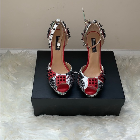 Alejandra G. Super high cute spike heels - Picture 5 of 5
